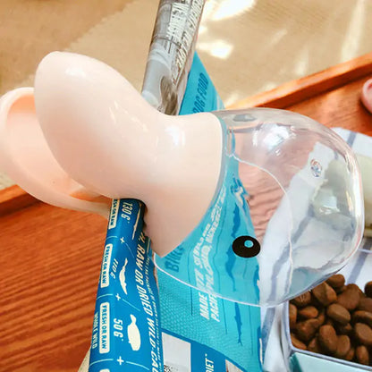 Easy-Serve Pet Scoop