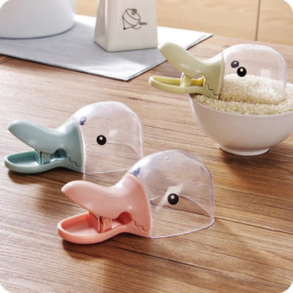 Easy-Serve Pet Scoop